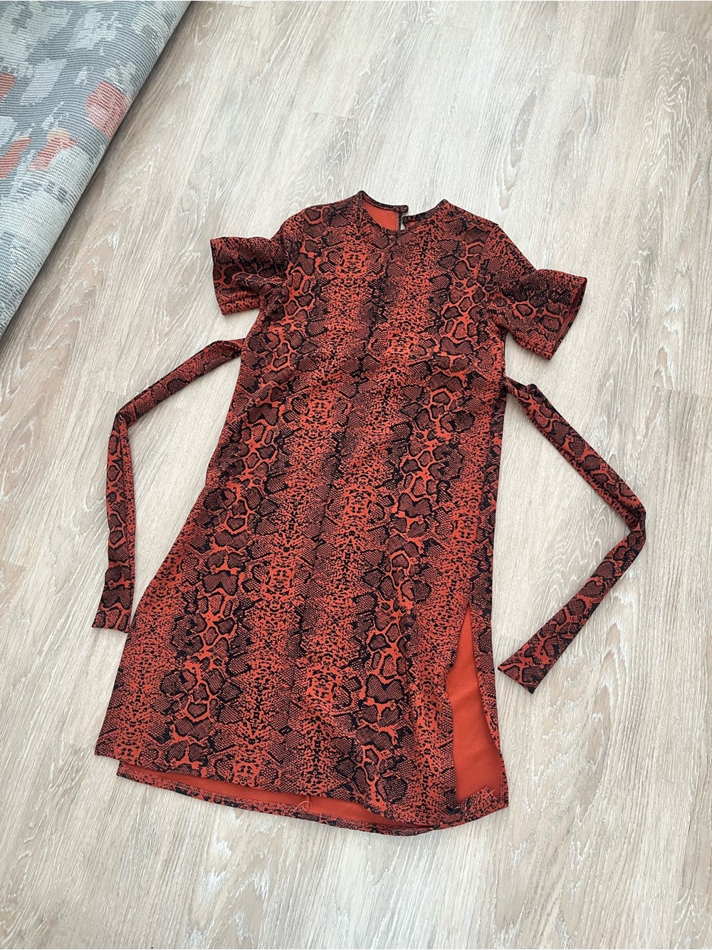 SHEIN Red & Black Snake-Print Mini Dress with Waist Ties
